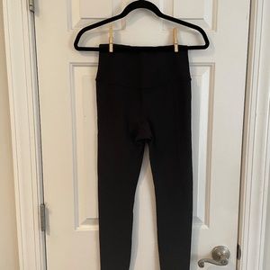 Athleta Synergy Rib 7/8 Tight - Super high-waisted yoga pants